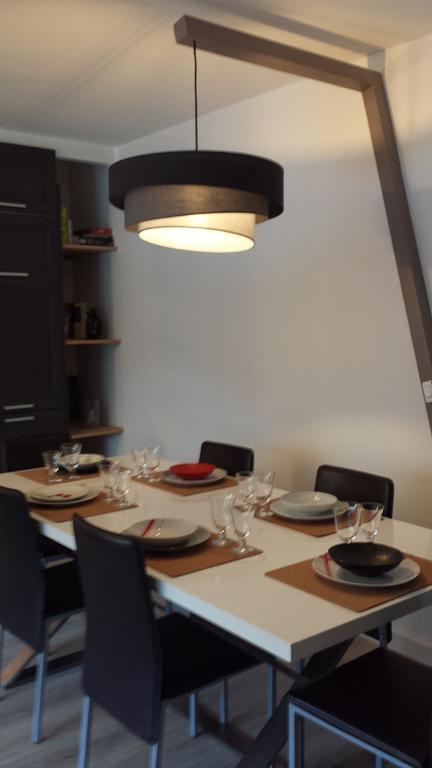 Aligre Bed & Breakfast Париж Екстериор снимка
